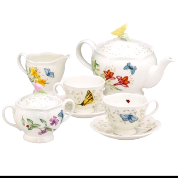 Lenox 🫖 Teapot Creamer Sugar Bowl 2 CupsSaucers NWT